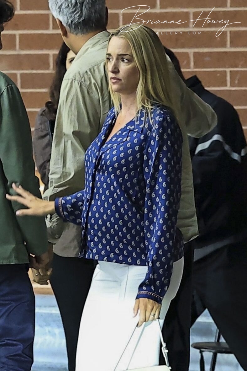 BrianneHoweyPregnancy008.jpg