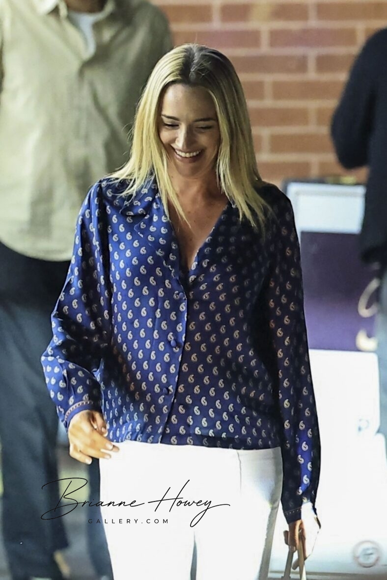 BrianneHoweyPregnancy011.jpg